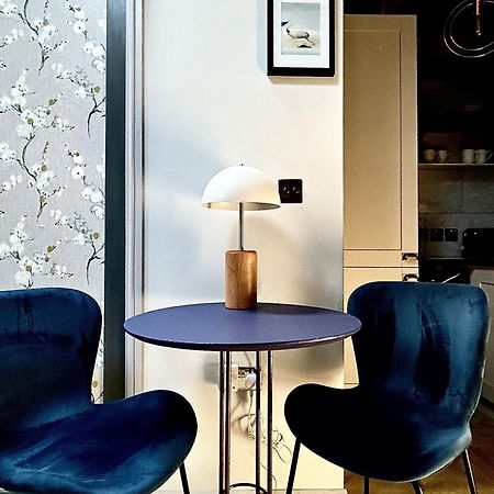 Central Brighton Stylish Studio Apartment Bagian luar foto